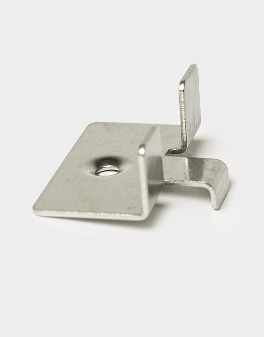 Clips de finition pour patio en composite